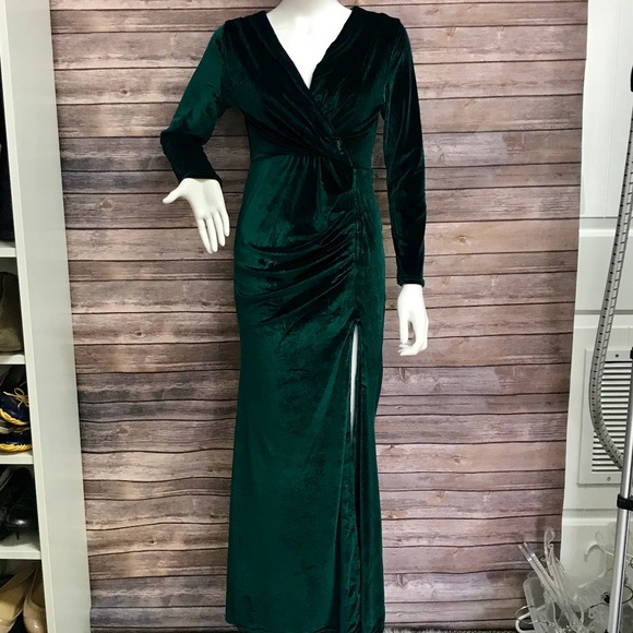 LAST ONE -NO RESTOCK Green Velvet Prom Dress - Picture 4 of 6